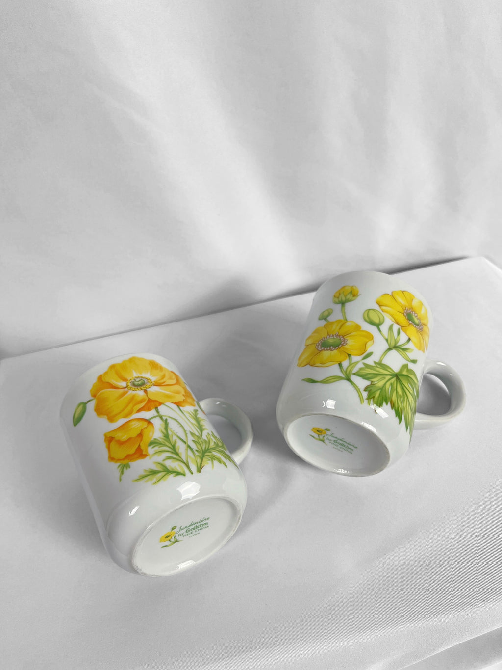 Set of 2 Vintage Fine China Coffee Cups